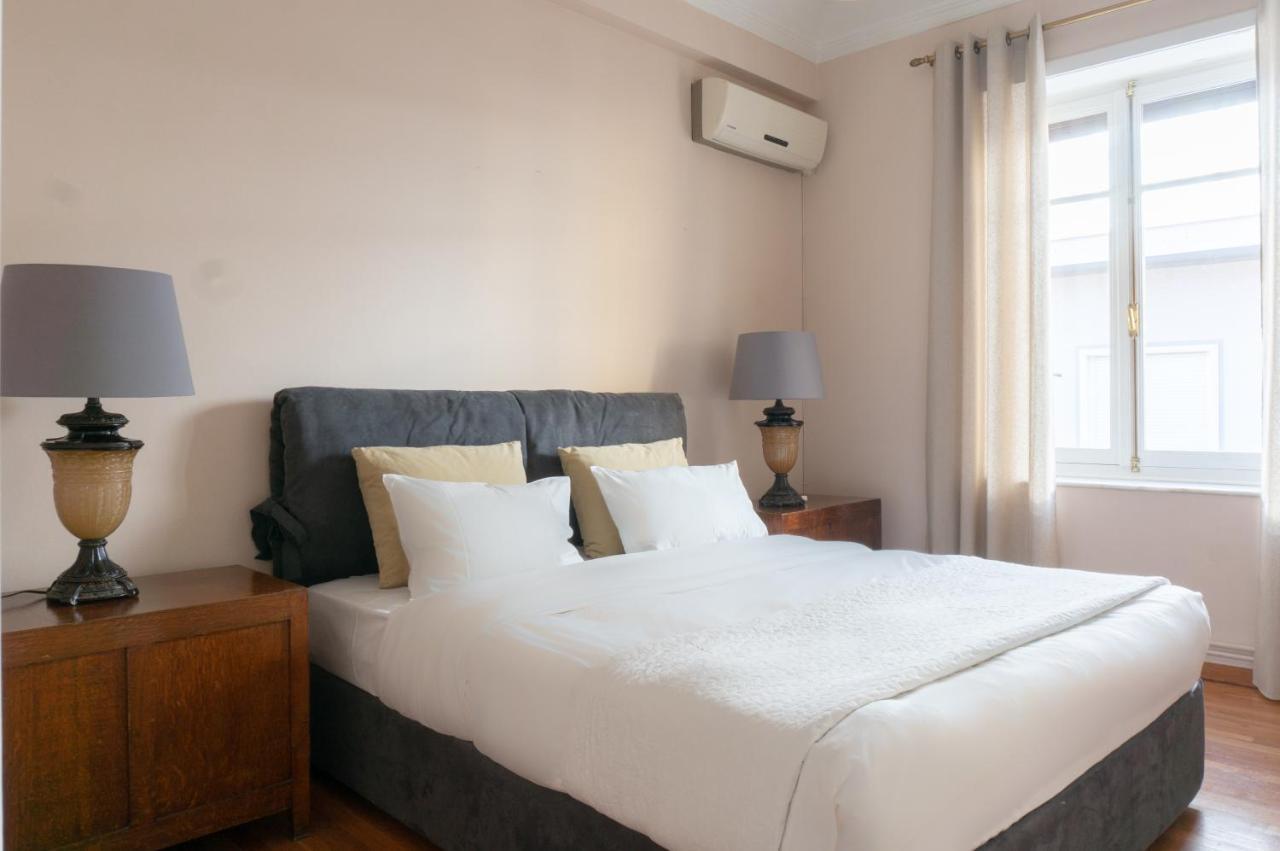 Ferienwohnung Hadrians Den In Heart Of Plaka By Jj Hospitality Athen Exterior foto